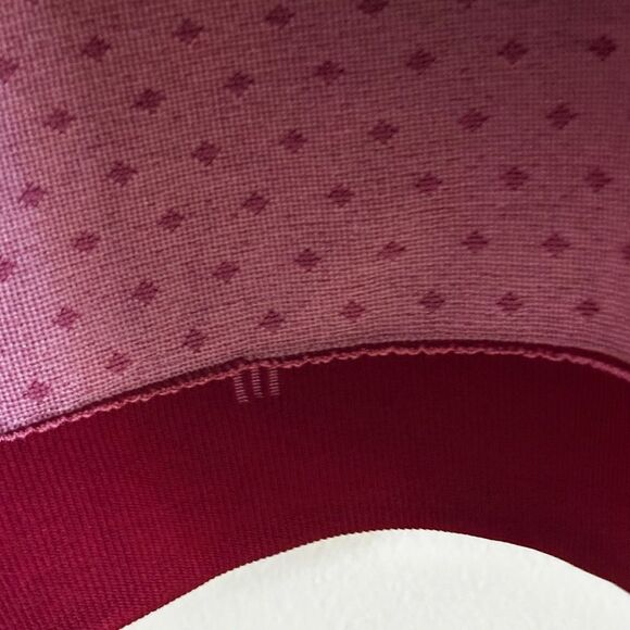 Fabletics Holly Seamless Red Long Sleeve Tight Fit Stretch Cropped Top Sz M - Picture 3 of 6